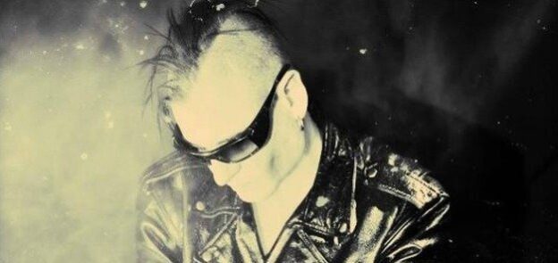 INTERVIEW with DANIEL ASH 