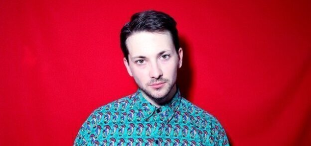 TRAVIS BRETZER DEBUT ALBUM 'WAXING ROMANTIC' OUT FEBRUARY 