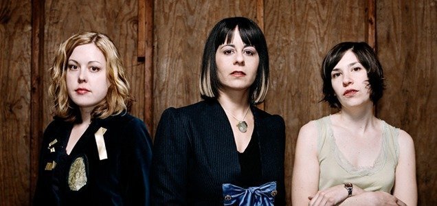 SLEATER-KINNEY - NO CITIES TO LOVE 