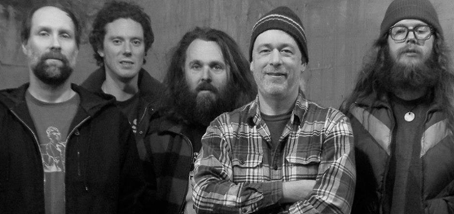 ALBUM REVIEW : BUILT TO SPILL - UNTETHERED MOON 