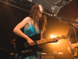 WOLF ALICE -  Share behind the scenes tour video - Watch