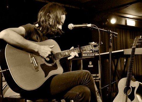 CALMING RIVER - to release  'The Ones That We Left Behind EP'  in October 
