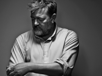 ALBUM REVIEW: GUY GARVEY - COURTING THE SQUALL