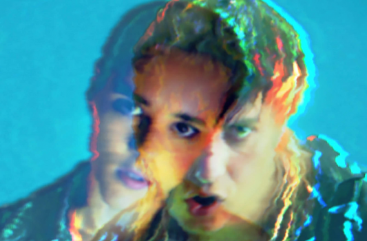 TRACK OF THE DAY: JULIAN CASABLANCAS + JEHNNY BETH - BOY/GIRL 