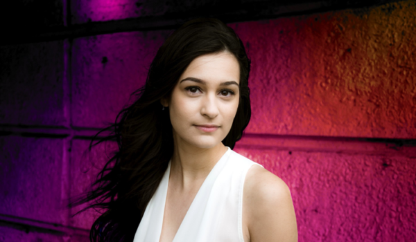 XS NOIZE – UNSIGNED SHOWCASE #7 - KELLY OLIVER 