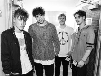 TRACK OF THE DAY: VIOLA BEACH - BOYS THAT SING