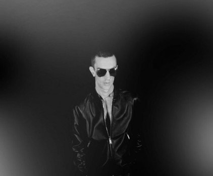 RICHARD ASHCROFT announces two exclusive UK live shows 