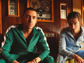 THE LAST SHADOW PUPPETS Unveil Video for 