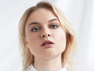 ALBUM REVIEW: LAPSLEY - LONG WAY HOME