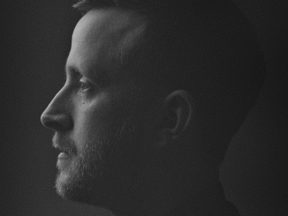 FUTUREHEADS frontman BARRY HYDE releases debut solo album 'Malody'