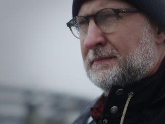 BOB MOULD releases video for single "HOLD ON" - Watch