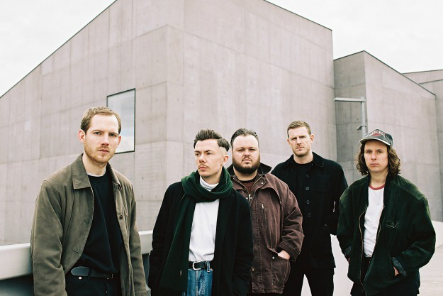 Leeds five piece Modern Pleasure release new track 'White Heels' - Listen 