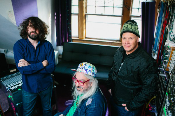 Dinosaur Jr. debut new single 'Goin' Down', taken from new album Give a Glimpse of What Yer Not 