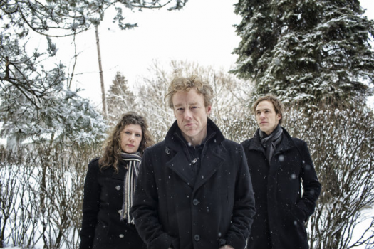 LOW announce Christmas tour 