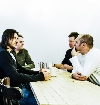 Track of the Day: The Magic Es - Colour Up My World 