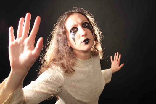 Track of the Day: Rachel Mason - 'Heart Explodes' 