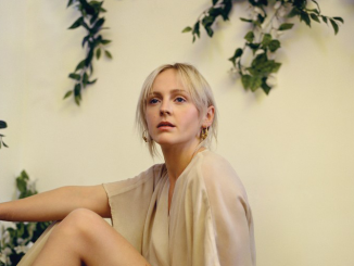 LAURA MARLING - Reveals 'Wild Fire' as second track from new album 'Semper Femina'