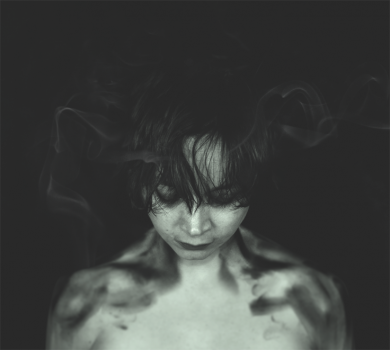 Singer songwriter Fiona Brown Releases Demons EP 