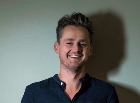 Listen To TOM CHAPLIN - ‘Solid Gold’ ft. JONES 