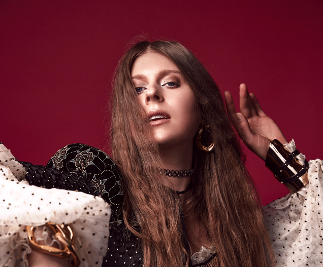 ALBUM REVIEW - Lydia Ainsworth - "Darling Of The Afterglow” 