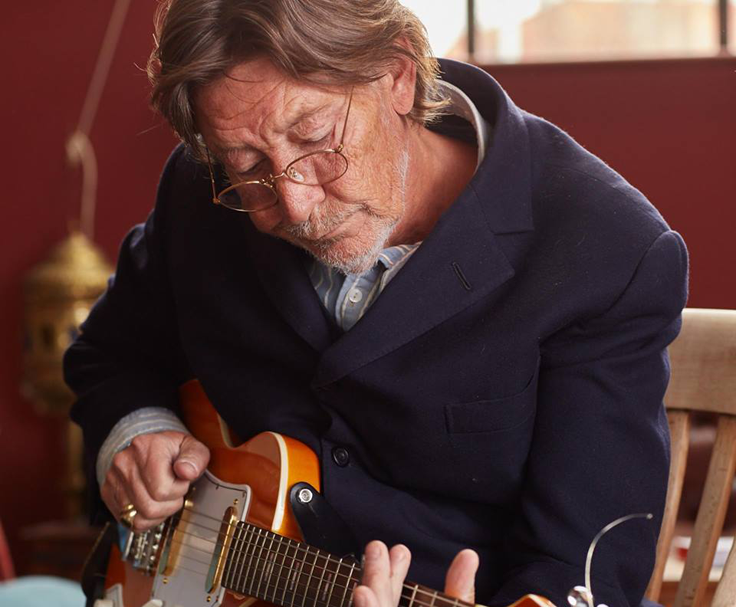 CHRIS REA will play the Waterfront, Belfast on 7th December 2017 on his ‘Road Songs for Lovers’ tour 