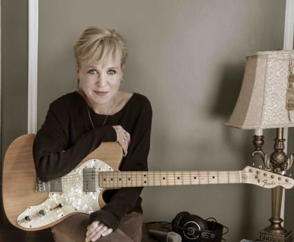 INTERVIEW: Kristin Hersh Talks Dublin, Works In Progress. Says She’s Returning for her “Ireland Fix” 1