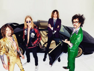 THE DARKNESS - Unveil hilarious video for 'All The Pretty Girls'