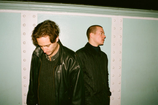 LEA PORCELAIN - Unveil video for ‘Loose Life’ & alt-J remix 