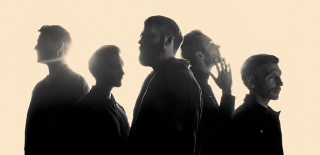 EDITORS unveil video for 'Darkness At The Door' - the new single to be lifted from top 10 album 'Violence' 