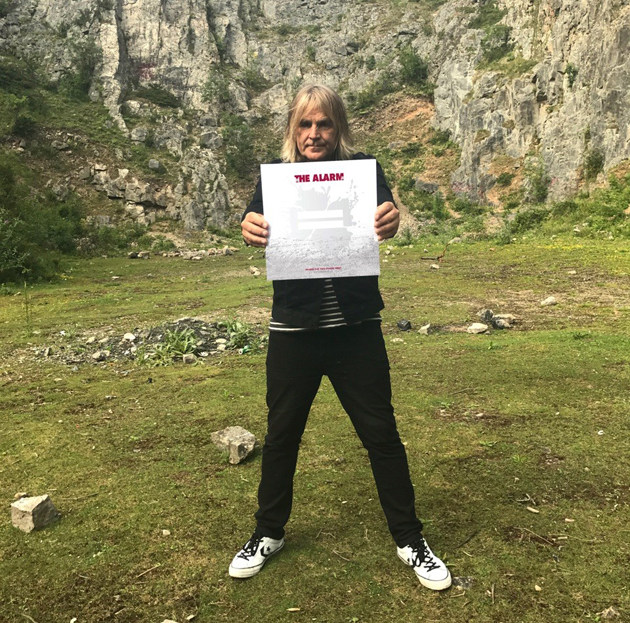 INTERVIEW: Mike Peters of The Alarm on his 24Hr Transatlantic Tour for Record Store Day