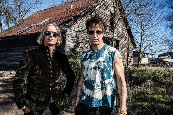 R.E.M's Peter Buck and Joseph Arthur release Arthur Buck video for Are You Electrified? 