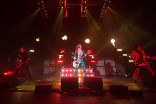THE DARKNESS release new live track 'Solid Gold' - Listen Now 