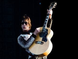 RICHARD ASHCROFT releases a video for the track ‘Born To Be Strangers’, from album ‘Natural Rebel’ - Watch Now