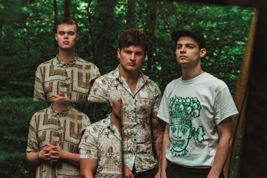 Leeds-based psych-grunge trio BROODERS announce their new single, 'Breathe' - Listen Now 