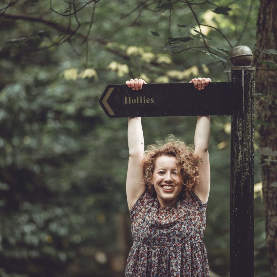 VIDEO PREMIERE: Hollie Haines -  ‘Mine’ - Watch Now 