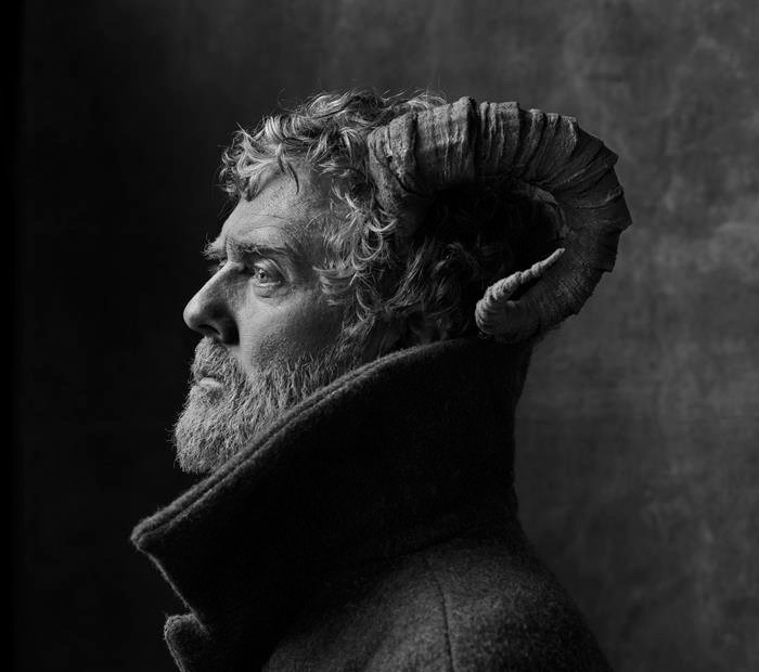 Glen Hansard reveals video for new single 'I'll Be You, Be Me' - Watch Now 