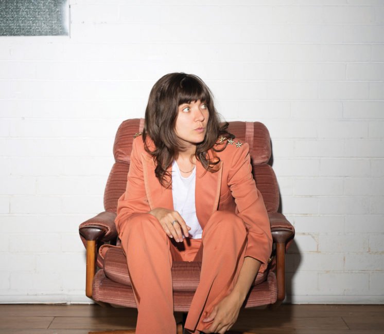 COURTNEY BARNETT shares video for new single, 'Everybody Here Hates You' - Watch Now 