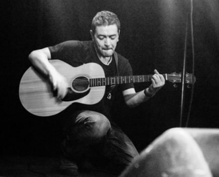 MICHAEL HEAD Website Launches with Preview of New Music 