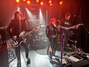 LIVE REVIEW: Grooving in Green, Cold in Berlin, Killing Eve @ Night people, Manchester 4