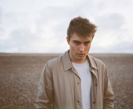 SAM FENDER - Announces headline show at Ulster Hall, Belfast: 17th December 