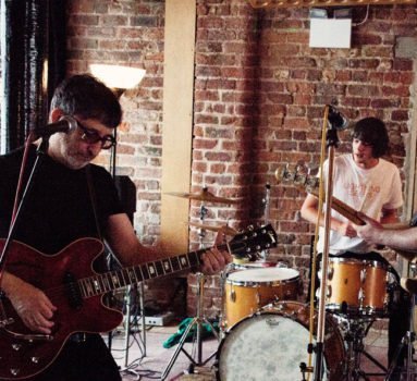 THE LIGHTNING SEEDS reveal 'Jollification' reissue for 25th anniversary 
