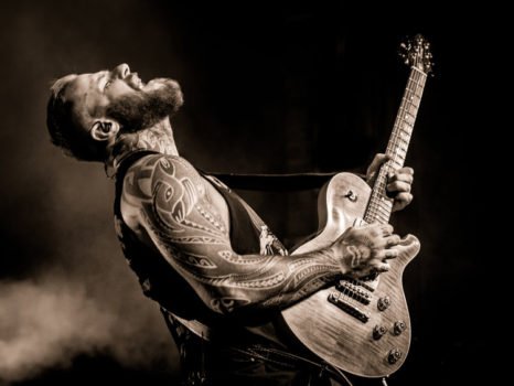 KRIS BARRAS BAND announce Irish Headline shows 