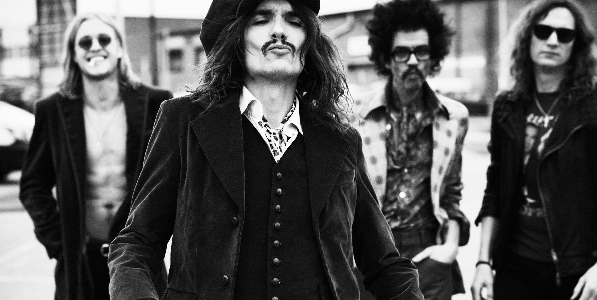 THE DARKNESS release new single 'Rock And Roll Deserves To Die' - Watch Video 