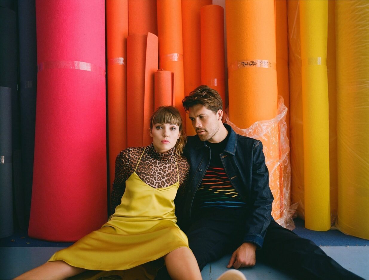 OH WONDER share unplugged video for new single 'Hallelujah' 