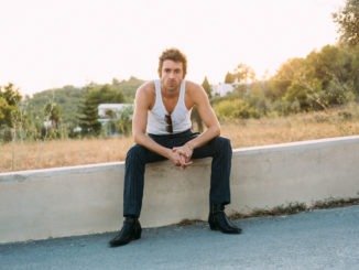 MILES KANE releases new single 'Blame It On The Summertime' & announces intimate UK October tour