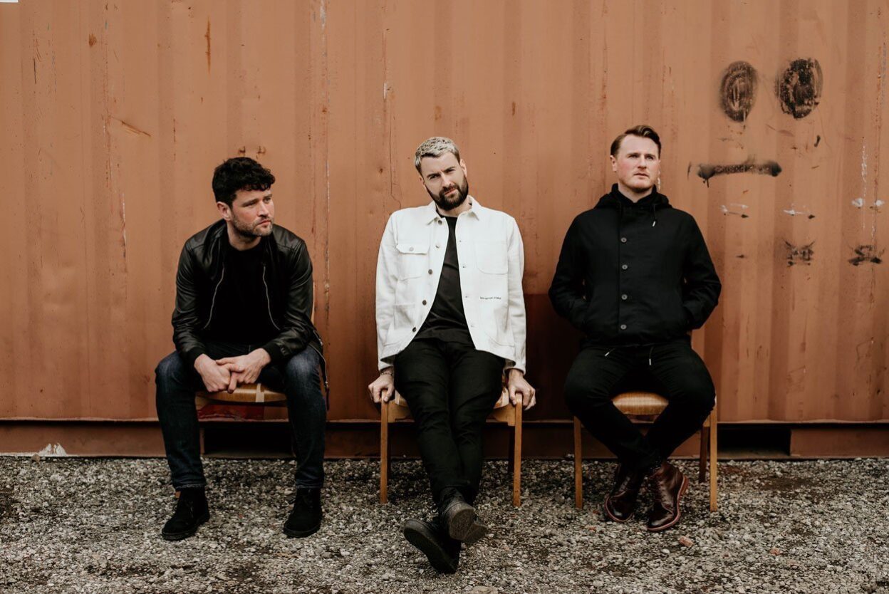 COURTEENERS release video for Heavy Jacket - Chapter 1 of the three part short story by Emma Jane Unsworth 