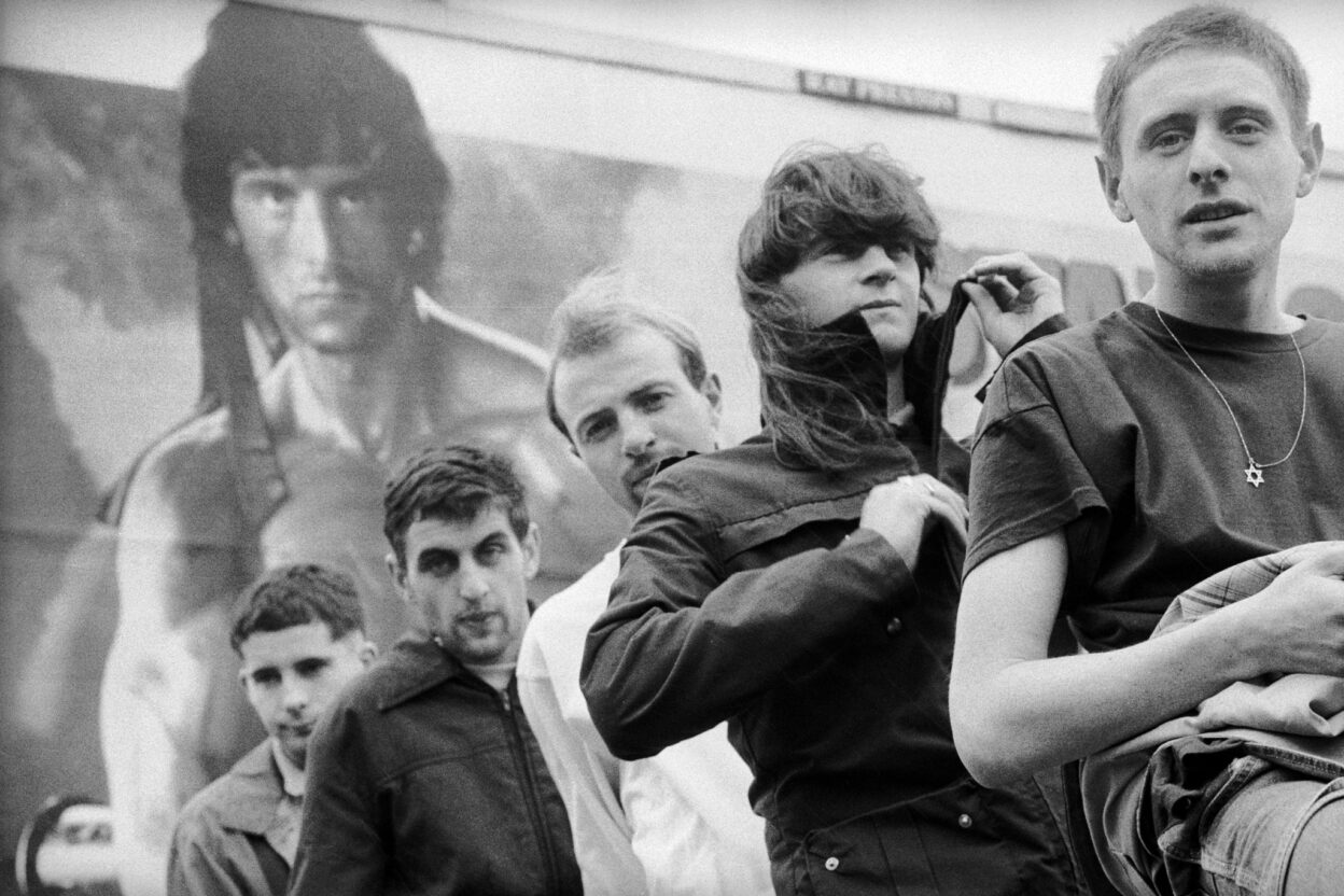 HAPPY MONDAYS to release 'The Early EPs' on October 25th 