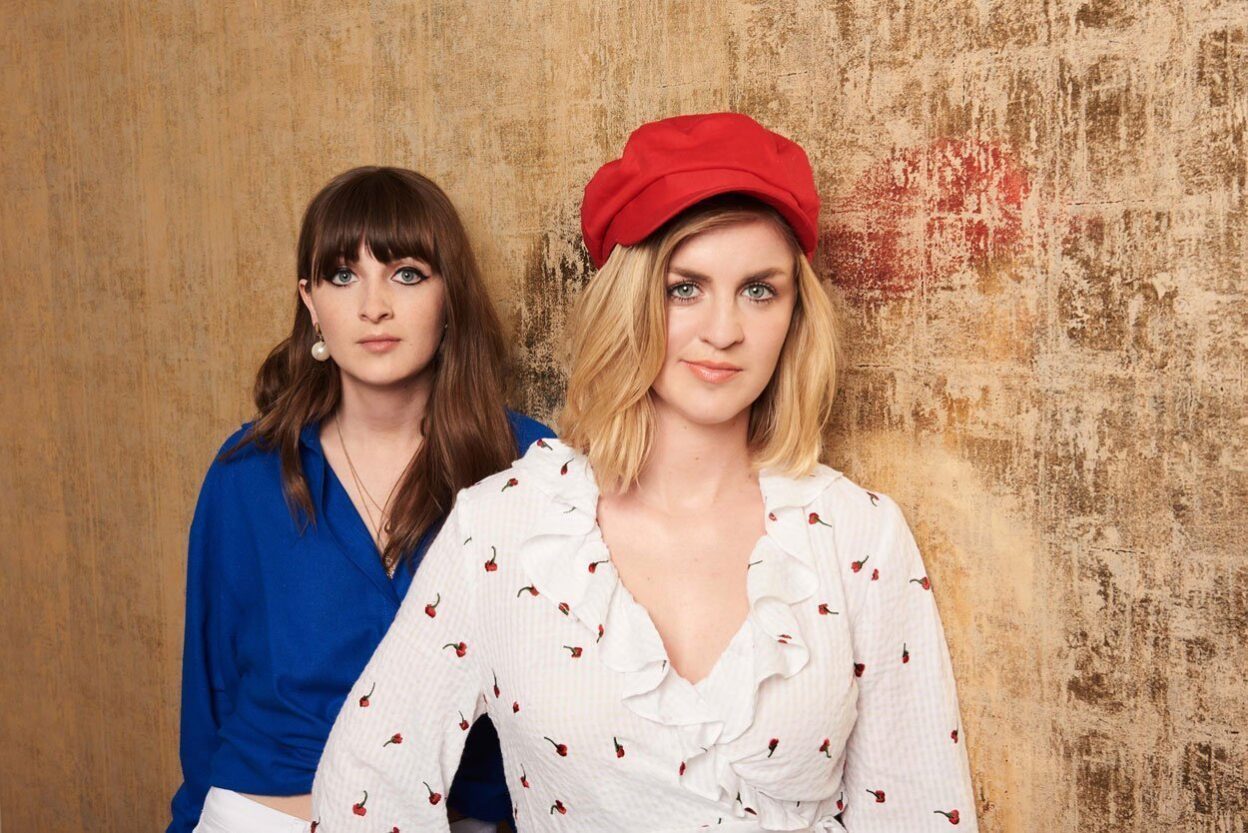 Country-pop duo WARD THOMAS Announce Intimate ‘Unfiltered’ Tour 