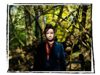 UK singer-songwriter and composer TOM ROSENTHAL announces headline Belfast show at Voodoo on Friday 8th May 2020