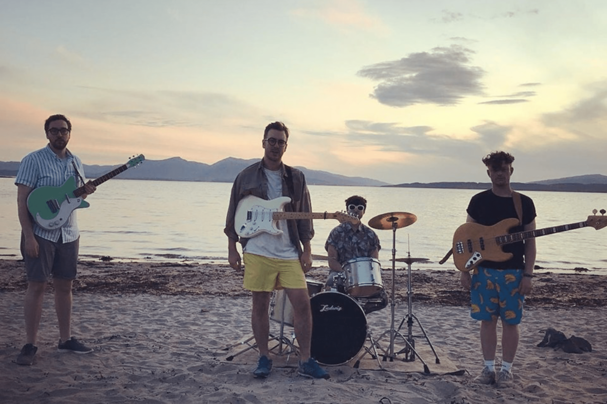 TRACK PREMIERE: Victorias Flight - 'Love Will Come Back' 